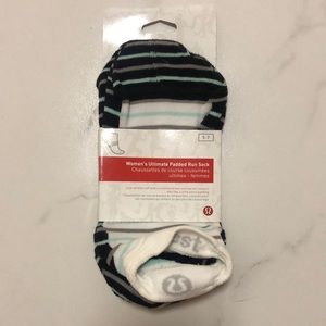 BRAND NEW!  Lululemon W Ultimate Padded Run Socks